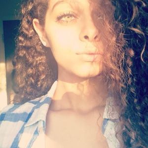 Meet your Posher, Lizzie